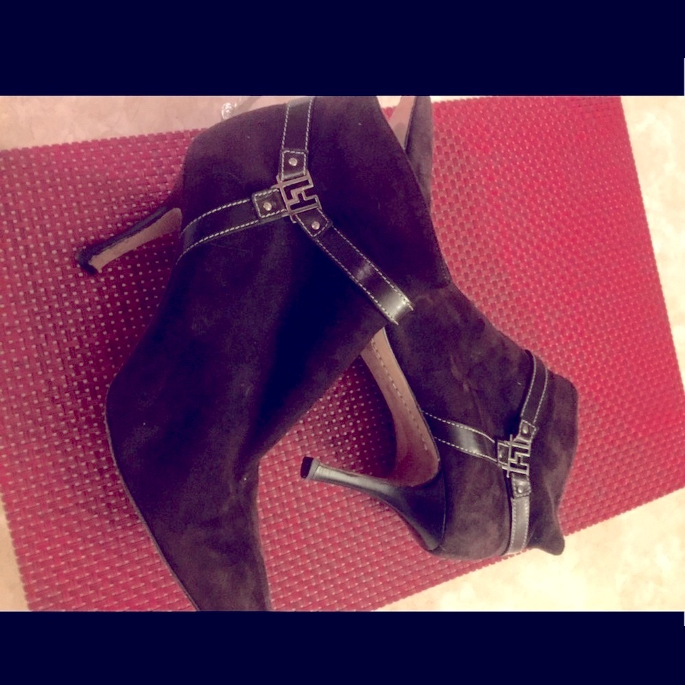 Lambertson Treux Suede Brown Booties